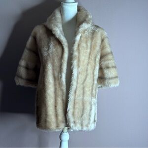 Vintage Regina Glenara by Glenoit Faux Fur Shoulder Wrap-Capelet Shawl
